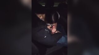 GUARDA QUANTO E' SEGAIOLA STA ZOCCOLA