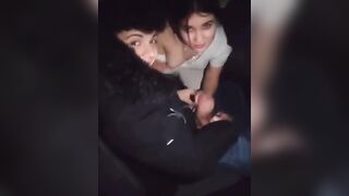 GUARDA QUANTO E' SEGAIOLA STA ZOCCOLA