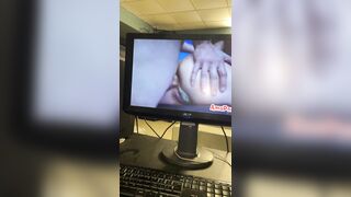 mi masturbo guardando un video su amaporn. chiedimi video personalizzati