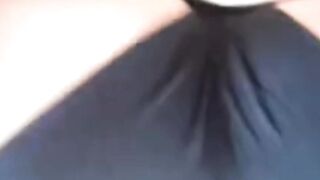 Le piace quando la prendo all'improvviso senza togliere gli slip...