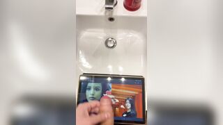 Doppia sborra su asian e black due gnocche