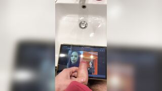 Doppia sborra su asian e black due gnocche