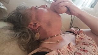 Susanna gola profonda grosso ed enorme uccello