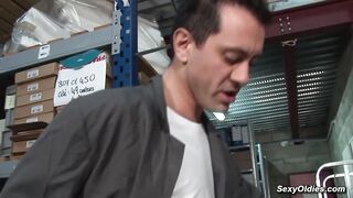 Rossa matura scopata in culo