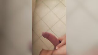 Coppie amiche fanno sesso selvaggio sul lettone