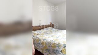 Anteprima del video: TETTONA NATURALE in calore da Napoli