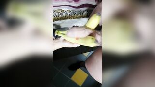 Ci divertiamo con la badante di mia madre novantenne