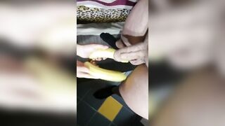 Ci divertiamo con la badante di mia madre novantenne