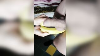 Ci divertiamo con la badante di mia madre novantenne