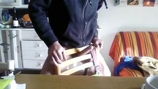 Anteprima del video: Mi scopo la sedia