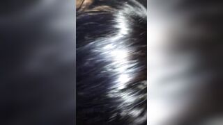 La fidanzata sgualdrina succhia due grossi cazzi