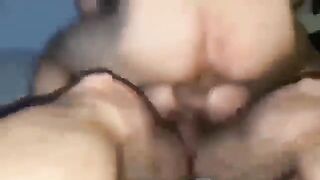 Mia moglie alle prese con due bull