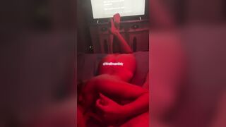 La troia del mio amico sa come farmi contento