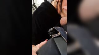 Cazzo tozzo e stortissimo per sta mignotta