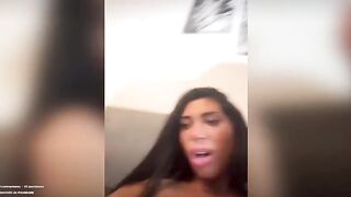 Fidaznata romana si diverte col cazzo extra large del fidanzato