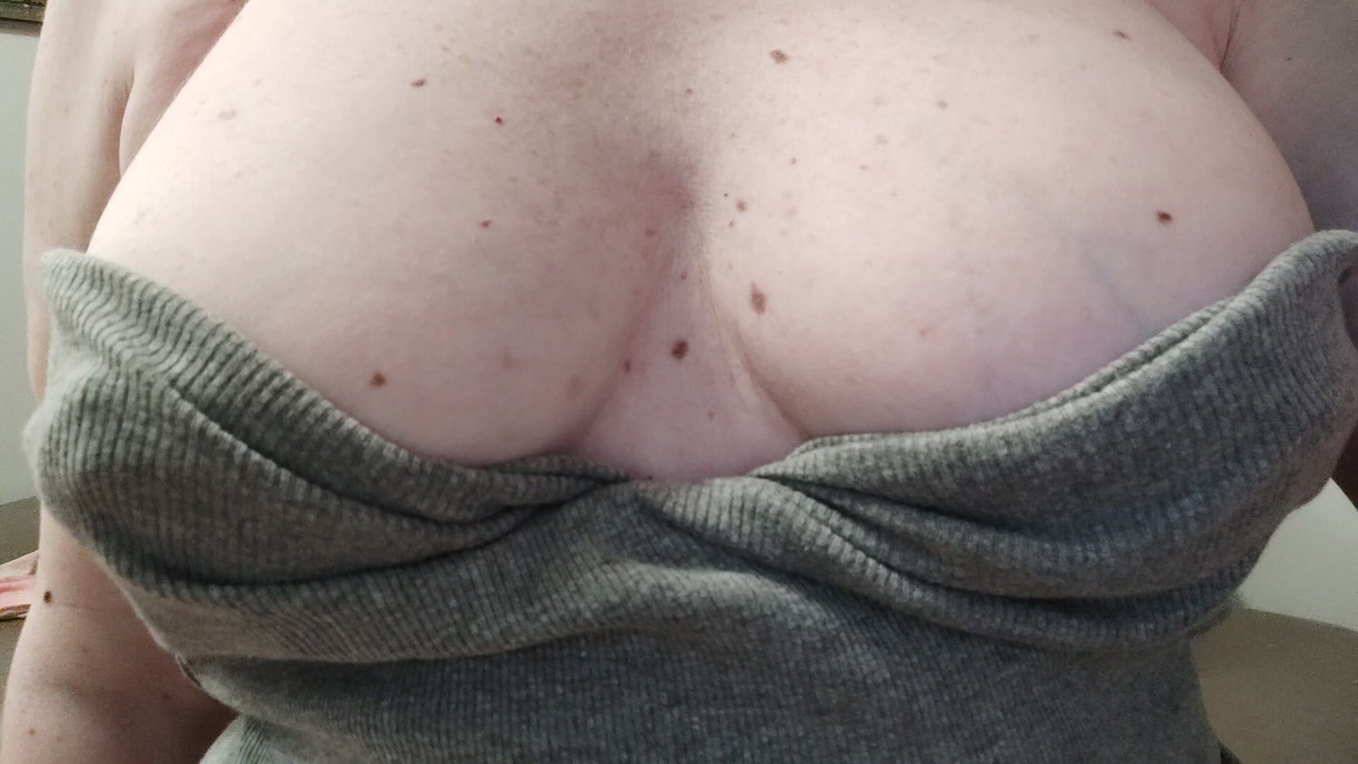 TOP COMODO PER FARLE USCIRE