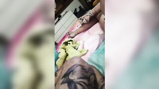 FIdanzata italiana si gode con delizia una bella sborratona