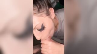 Fidanzata italiana brava a succhiare il cazzo