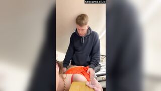 2 adolescenti italiane si registrano mentre scopano