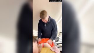 2 adolescenti italiane si registrano mentre scopano