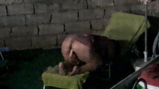 Vicina di casa si masturba