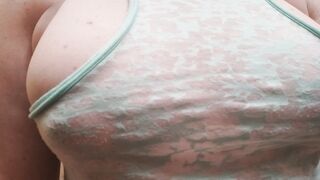 USCIRE SENZA REGGISENO