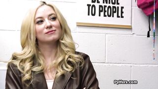 Throating for stealing a super slutty bikinis