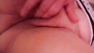 La mia amica matura..... Sì masturba