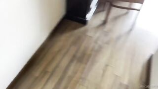 Due puttane per un fortunato mandrillo italiano