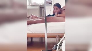 La mia lei ripresa mentre mi succhia il cazzo