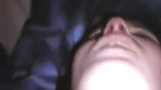 Fidanzatina diciottenne scopata dal suo amico di scuola