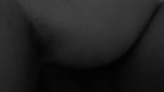 la mia ragazza si fa scopare la figa e gode