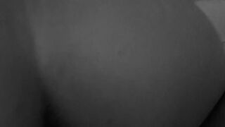 la mia ragazza si fa scopare la figa e gode