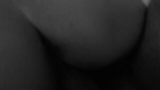 la mia ragazza si fa scopare la figa e gode