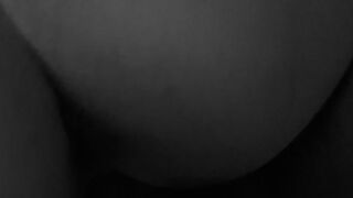 la mia ragazza si fa scopare la figa e gode