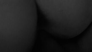 la mia ragazza si fa scopare la figa e gode