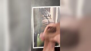 Una bella schizzata sul mio culo