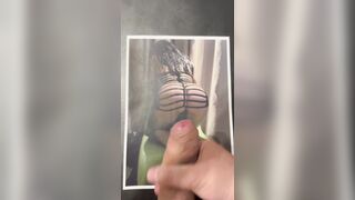 Una bella schizzata sul mio culo