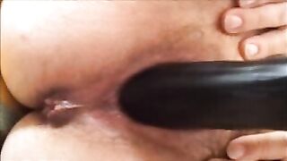 eccola come squirta la cagna