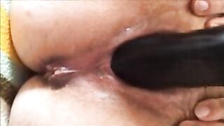 eccola come squirta la cagna