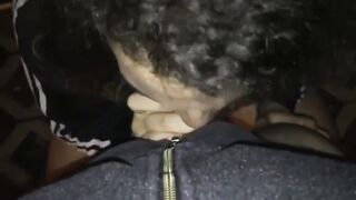 La mia fidaznata che svuota l'uccello del camionista