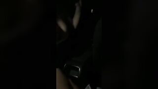 DA BRAVA PUTTANA SUCCHIAMI BENE L'UCCELLO