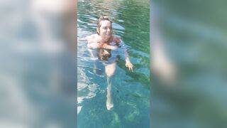 In acque trasparentissime