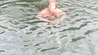 Ancora acque limpide e tranquille