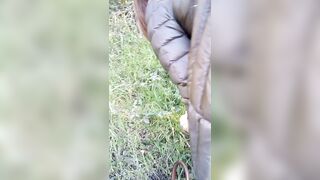 Voglia improvvisa nel parco cittadino