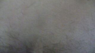 lei gioca con lo strap on