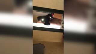 Mi mostro allo speccio in intimo