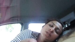 LE PERFORMANCE DELLA ZINGARA SILVIA IN CAR