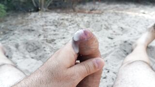 Sborrata senza mani in spiaggia