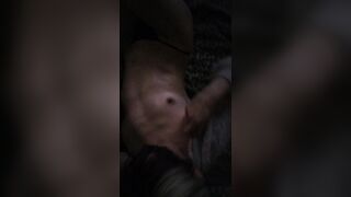 Anteprima del video: Sborro in un occhio a moglie troia